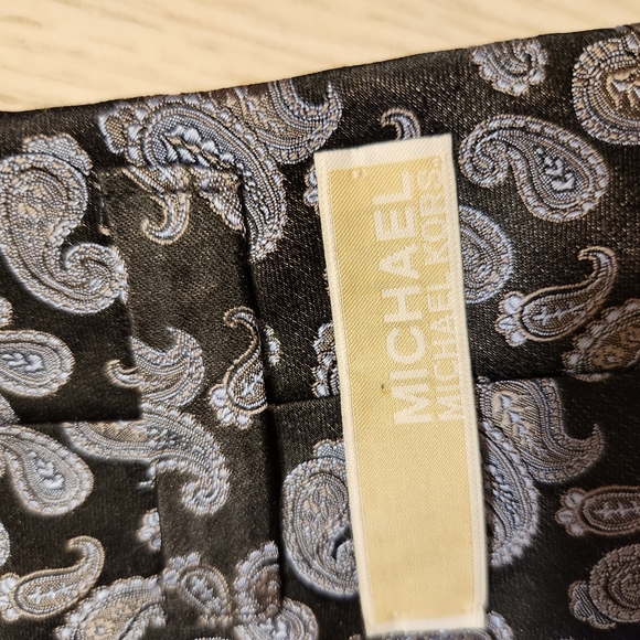 Michael Kors Tie NWOT - Picture 3 of 4